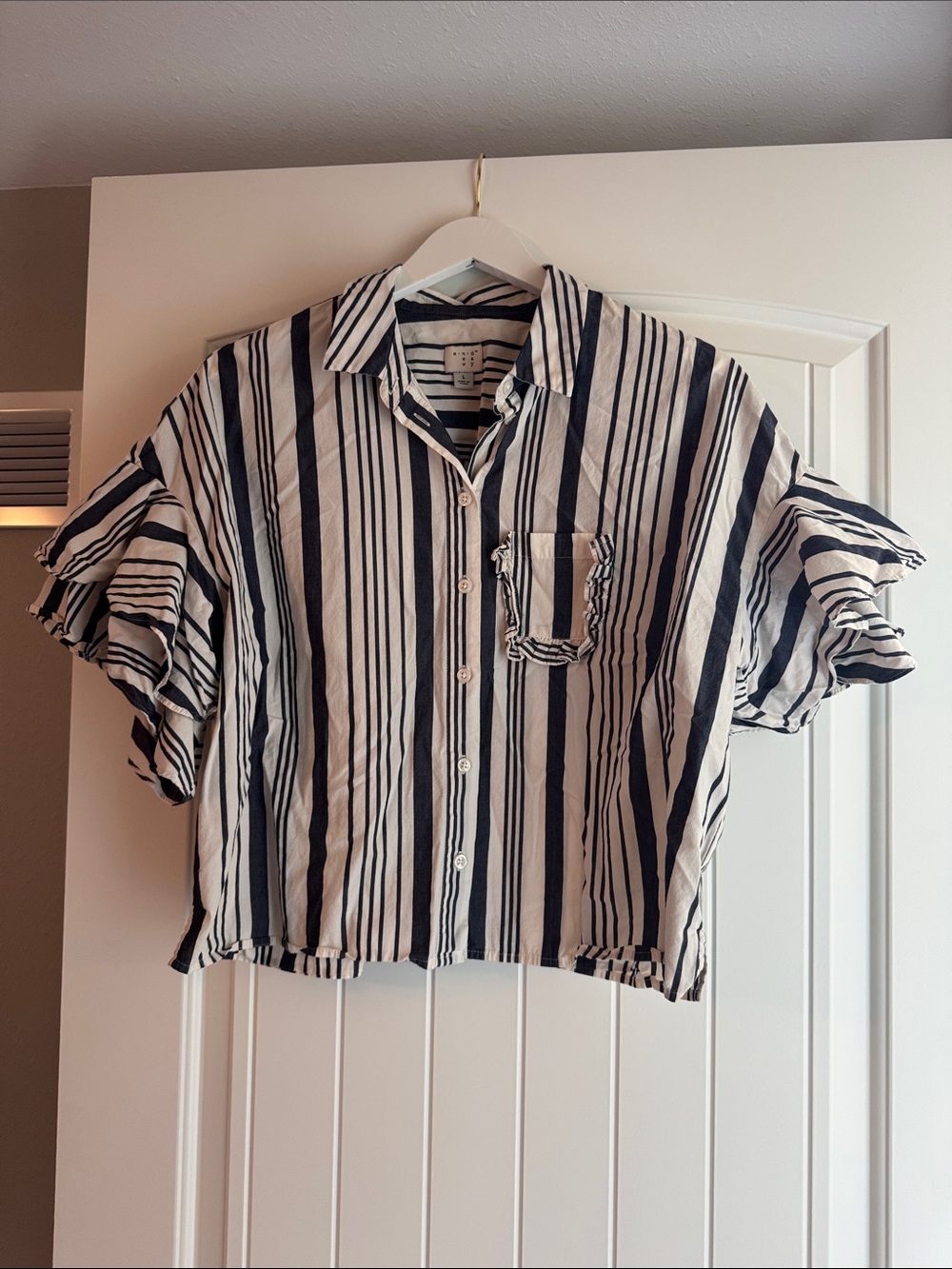Striped Tee in White and Navy